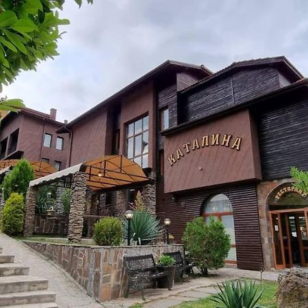 Complex Katalina Hotel Tsigov Chark Exterior photo