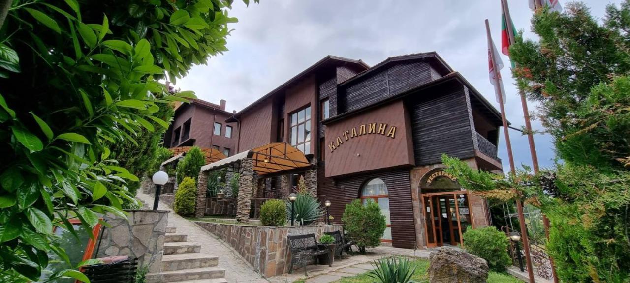 Complex Katalina Hotel Tsigov Chark Exterior photo