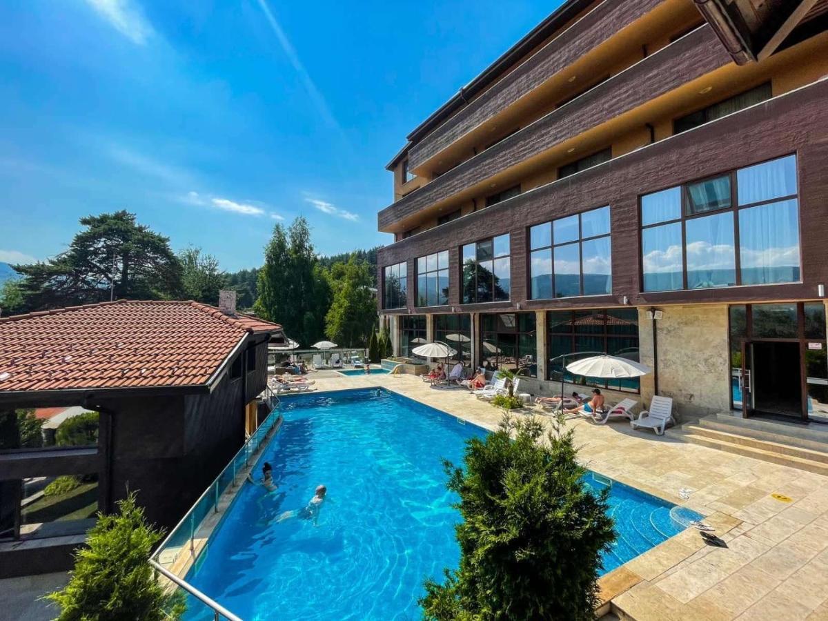 Complex Katalina Hotel Tsigov Chark Exterior photo