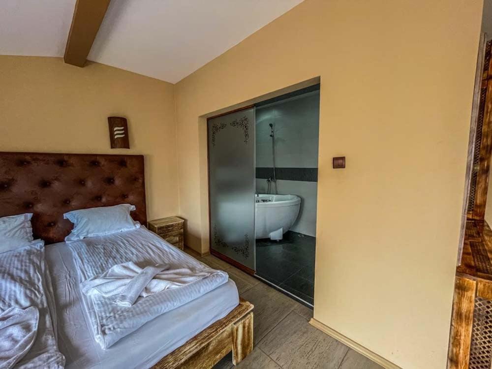 Complex Katalina Hotel Tsigov Chark Exterior photo